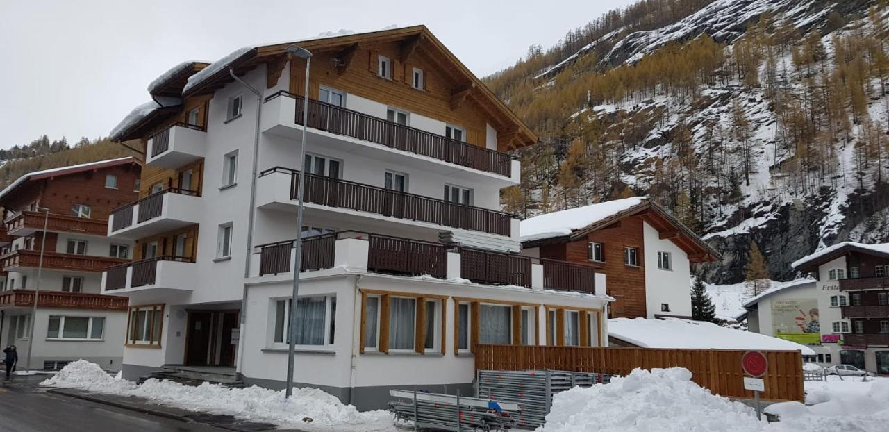 Haus Astoria Appartement Saas-Grund Buitenkant foto