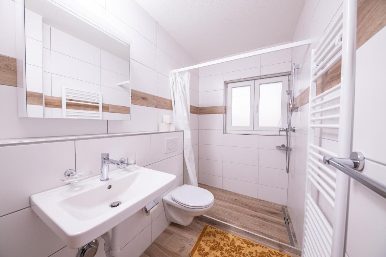 Haus Astoria Appartement Saas-Grund Buitenkant foto